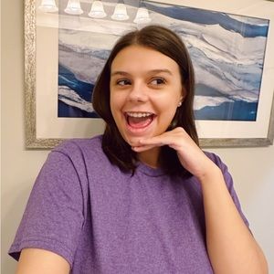 Meet your Posher, Lauren
